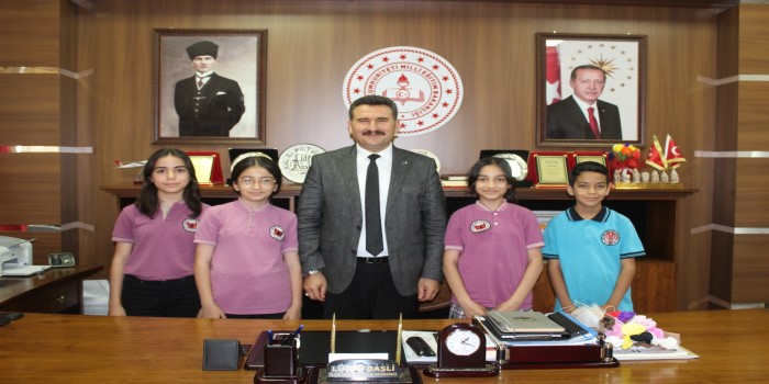 500 tam puan alan öğrencilerden Başli’ya ziyaret